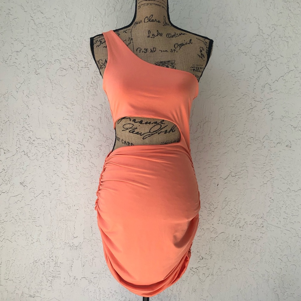 ‼️‼️salmon color cut off dress‼️
